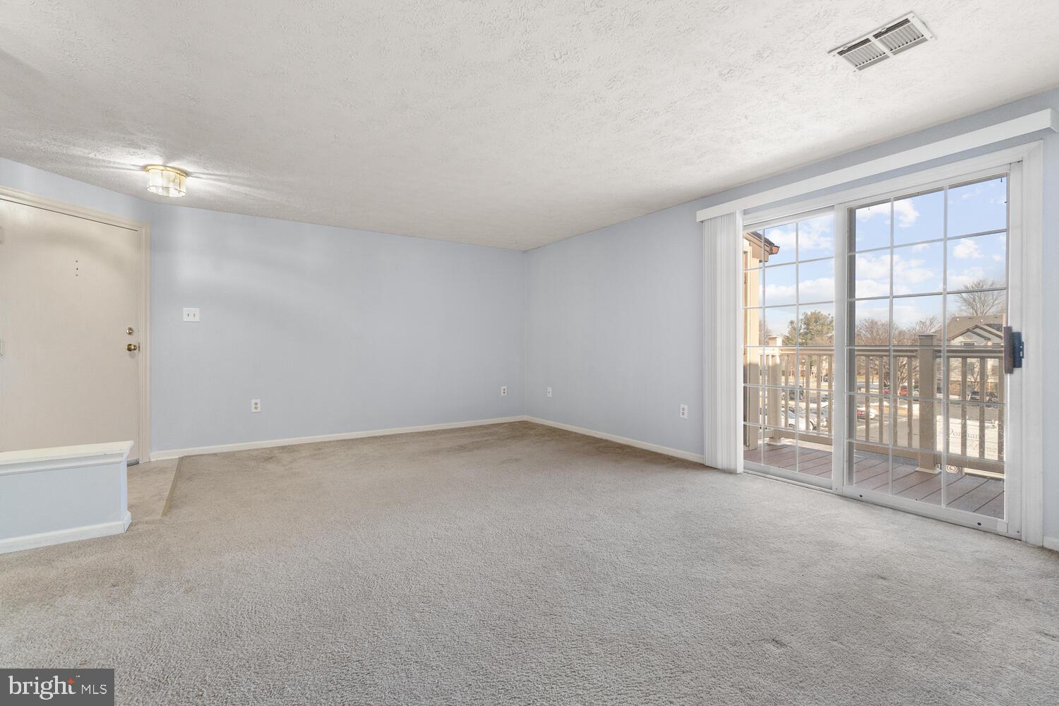 802 Stratford Way, Unit J Frederick, MD 21701 - Photo 8 of 33