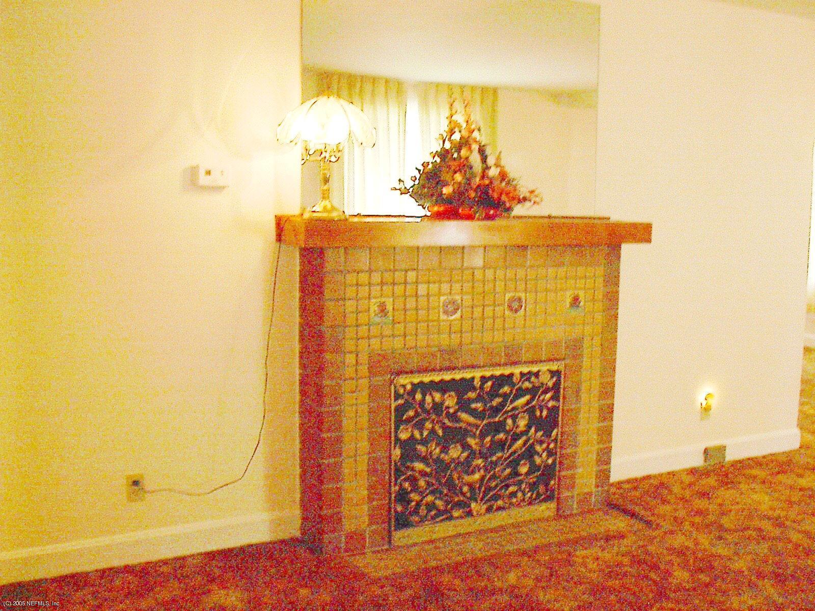 861 Old Hickory Road Jacksonville, FL 32207 - Photo 4 of 6 a view of entryway