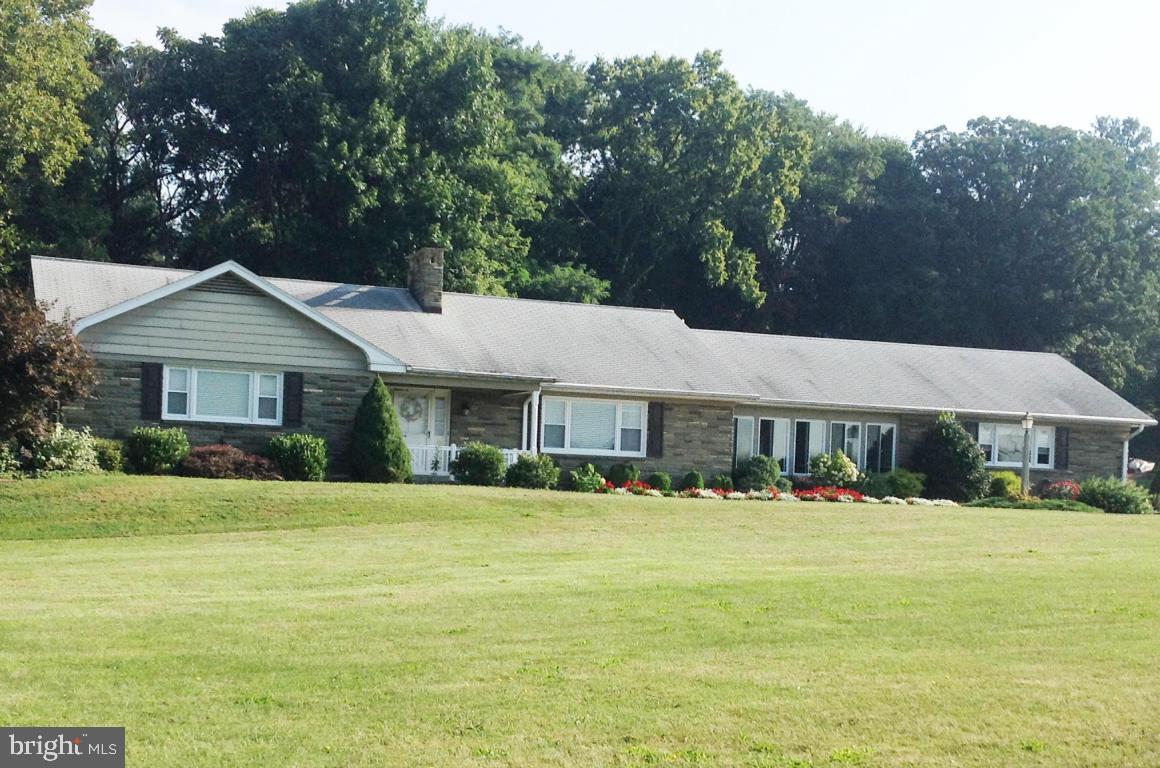 2385 Leabrook Road Lancaster, PA 17601 - Photo 1 of 46