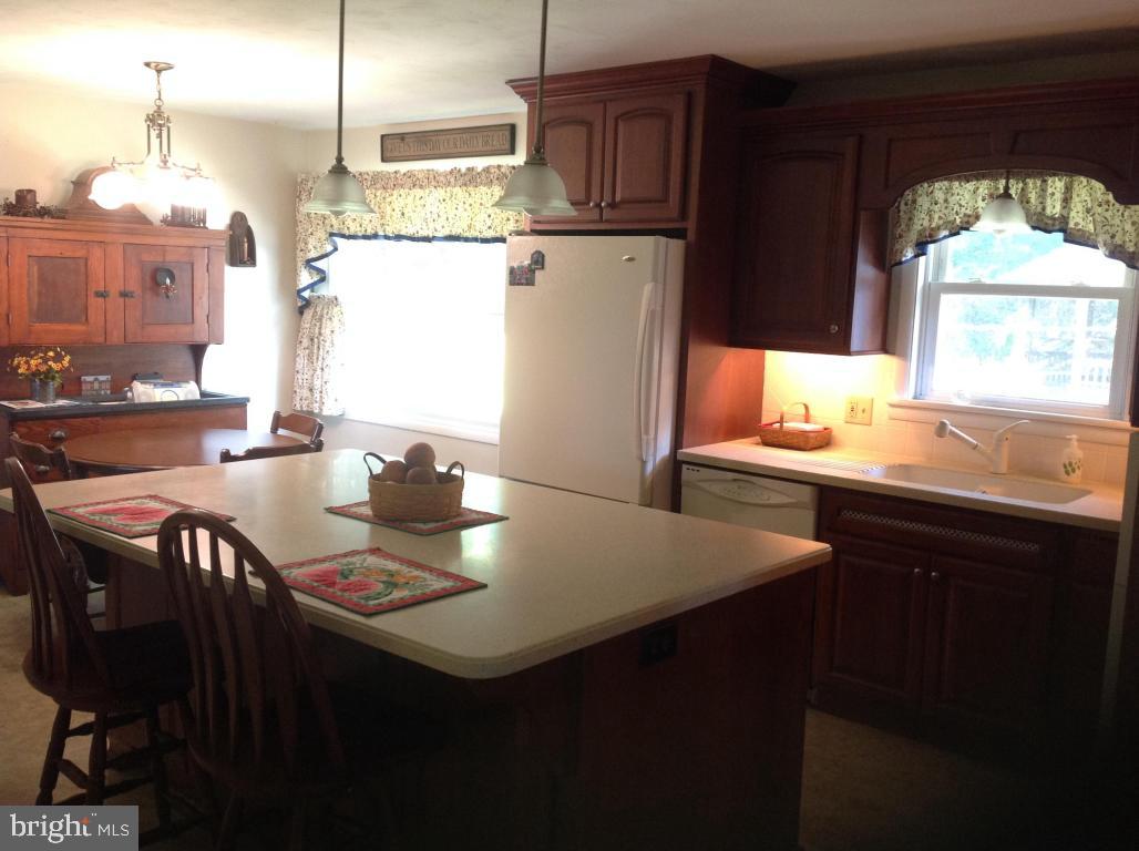 2385 Leabrook Road Lancaster, PA 17601 - Photo 14 of 46
