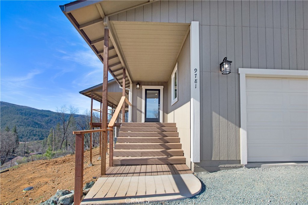 9781 Venturi Drive Cobb, CA 95426 - Photo 7 of 26 a view of entryway