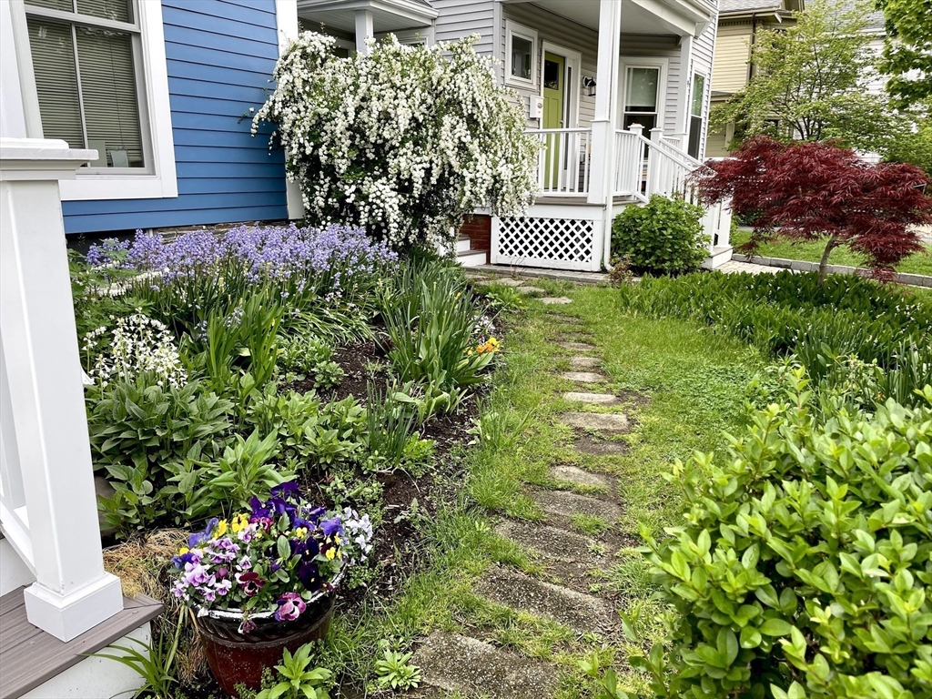 7 A Meacham Road, Unit 7A Cambridge, MA 02140 - Photo 3 of 39