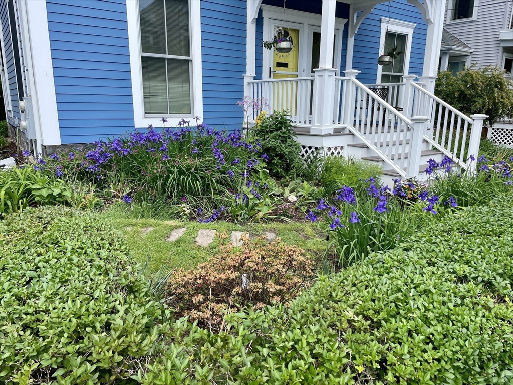 7 A Meacham Road, Unit 7A Cambridge, MA 02140 - Photo 4 of 39