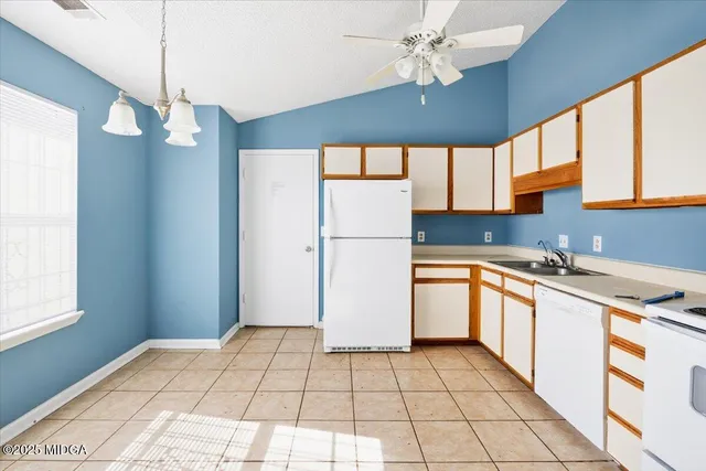 $170,000 | 100 Mauldon Court, Warner Robins, GA 31093