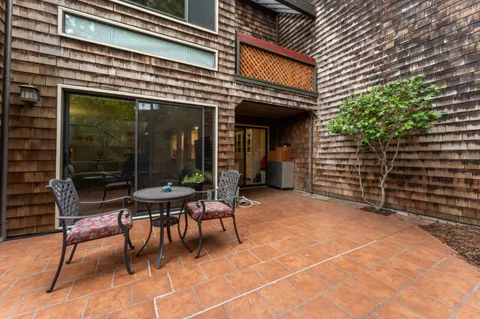 $1,198,000 | 73 Peter Coutts Circle, Stanford, CA 94305
