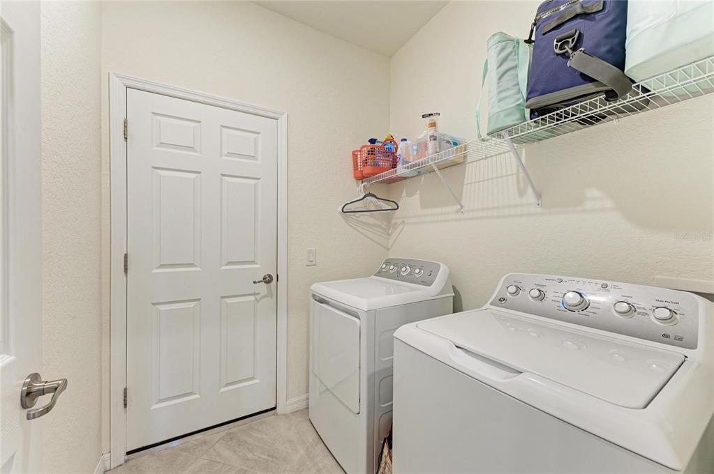 12440 Amica Loop Venice, FL 34293 - Photo 49 of 87