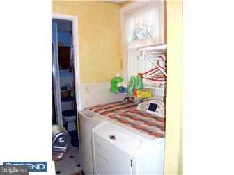 239 Kossuth Street Riverside, NJ 08075 - Photo 3 of 10 View