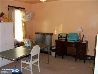 239 Kossuth Street Riverside, NJ 08075 - Photo 9 of 10 Bedroom 3