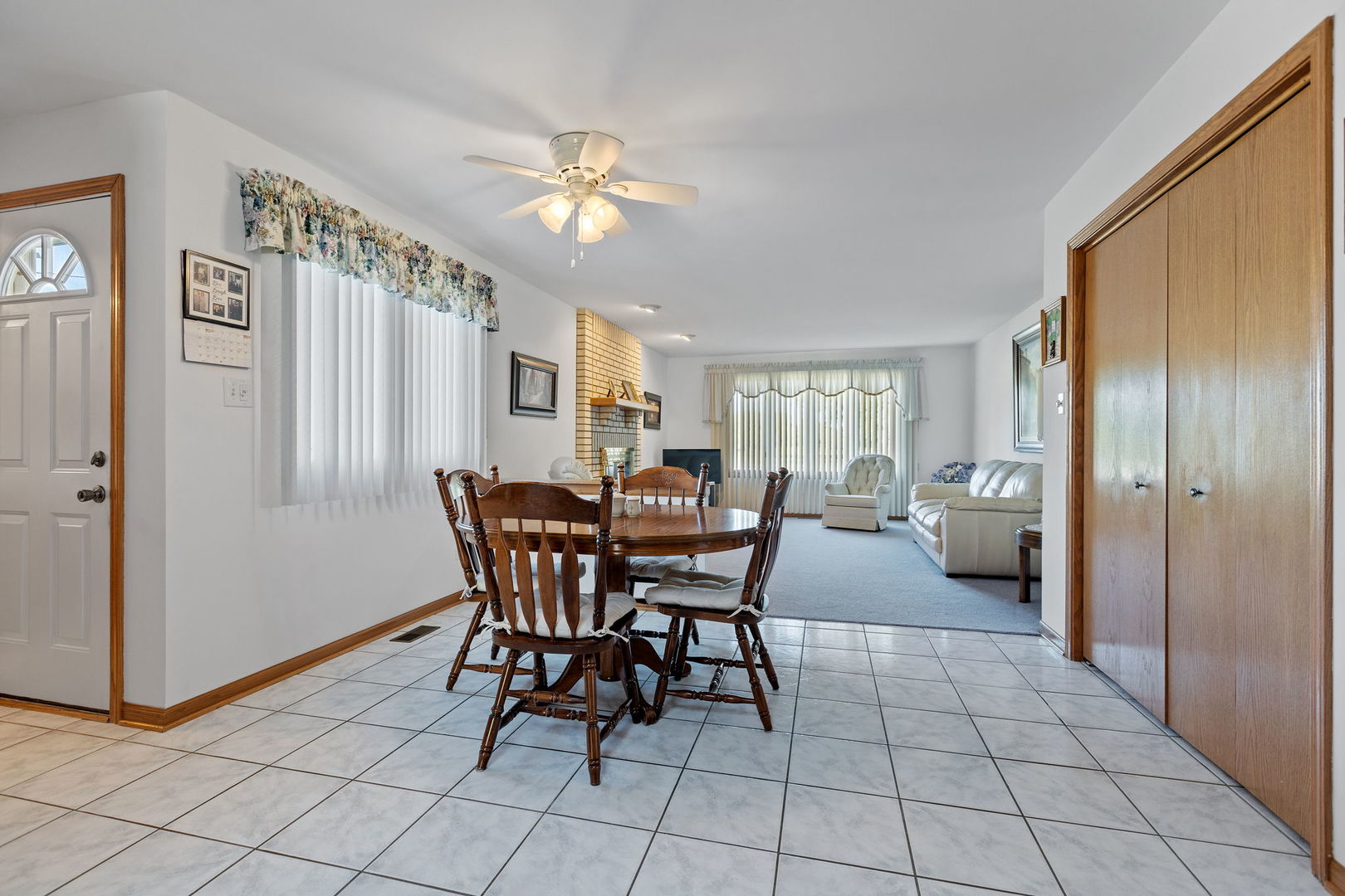 1 West Richton Road Crete, IL 60417 - Photo 8 of 17 a view of a dining room with furniture and chandelier