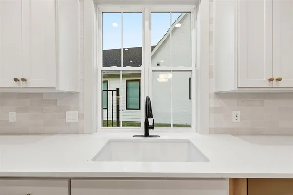 $479,000 | 321 Garrett Way, Midlothian, TX 76065