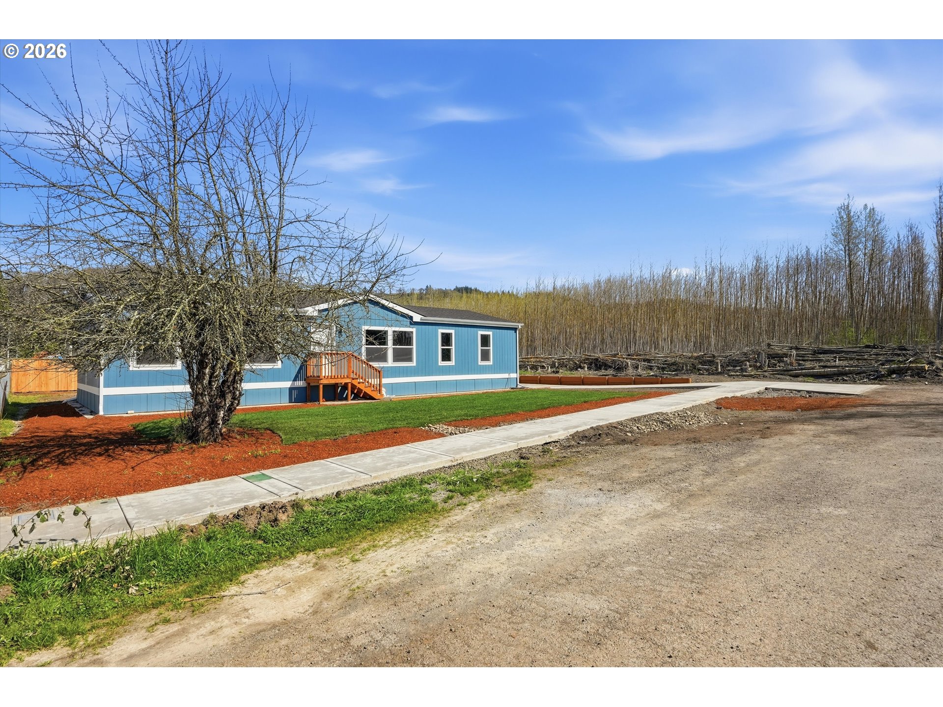 412 Rosedell Street Amity, OR 97101 - Photo 5 of 38 a view of an outdoor space and yard