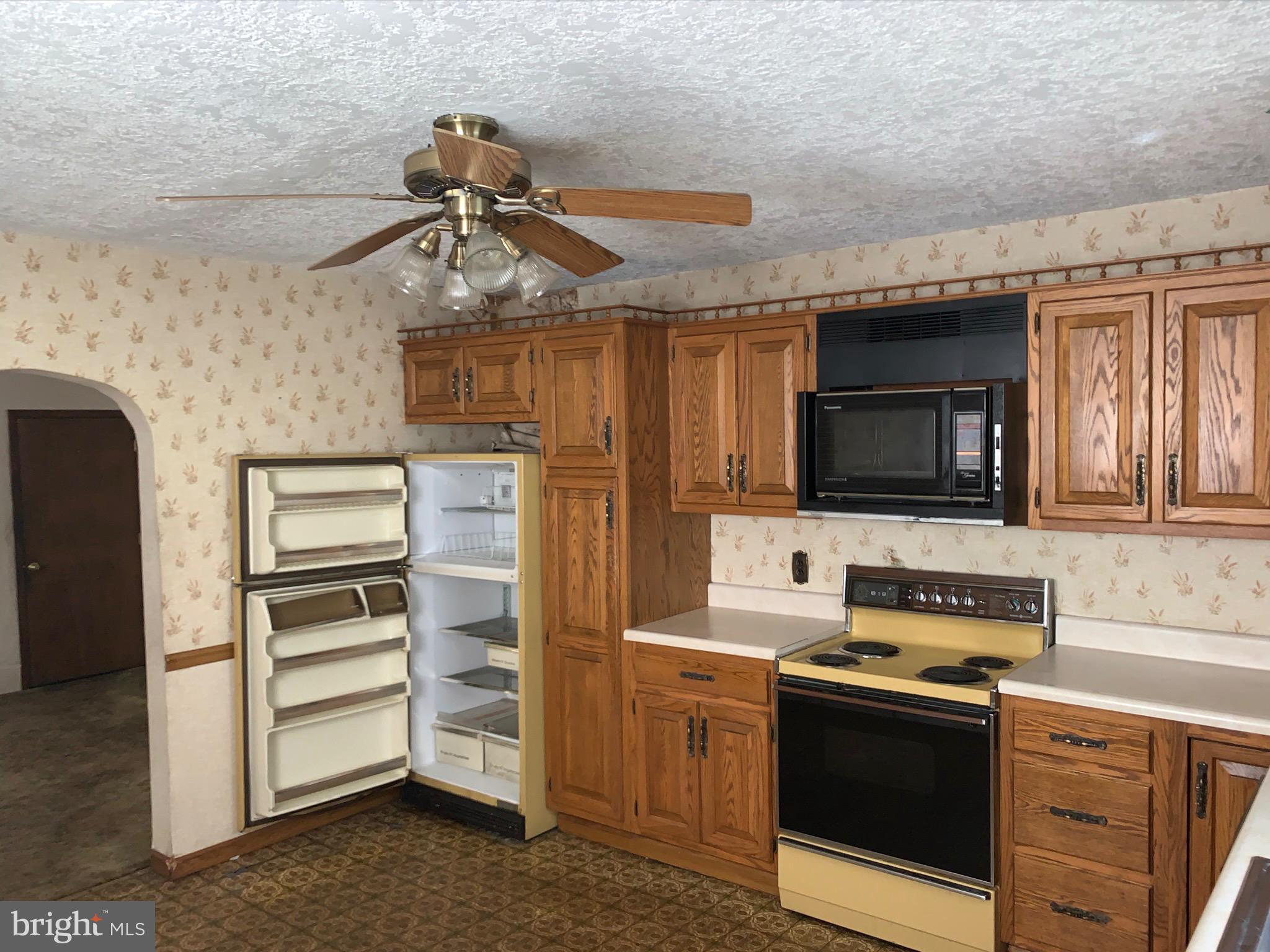 138 West Ridge Street Coaldale, PA 18218 - Photo 8 of 16 Gallery Image 8
