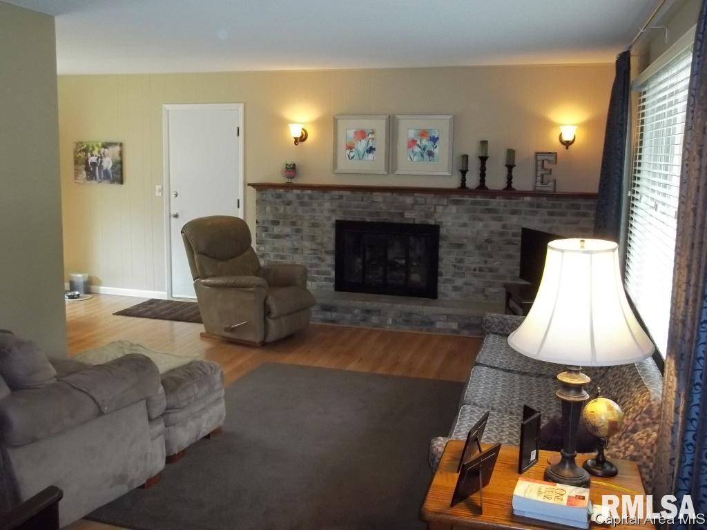 25 Scarlet Lane Springfield, IL 62704 - Photo 2 of 31 Gallery Image 2