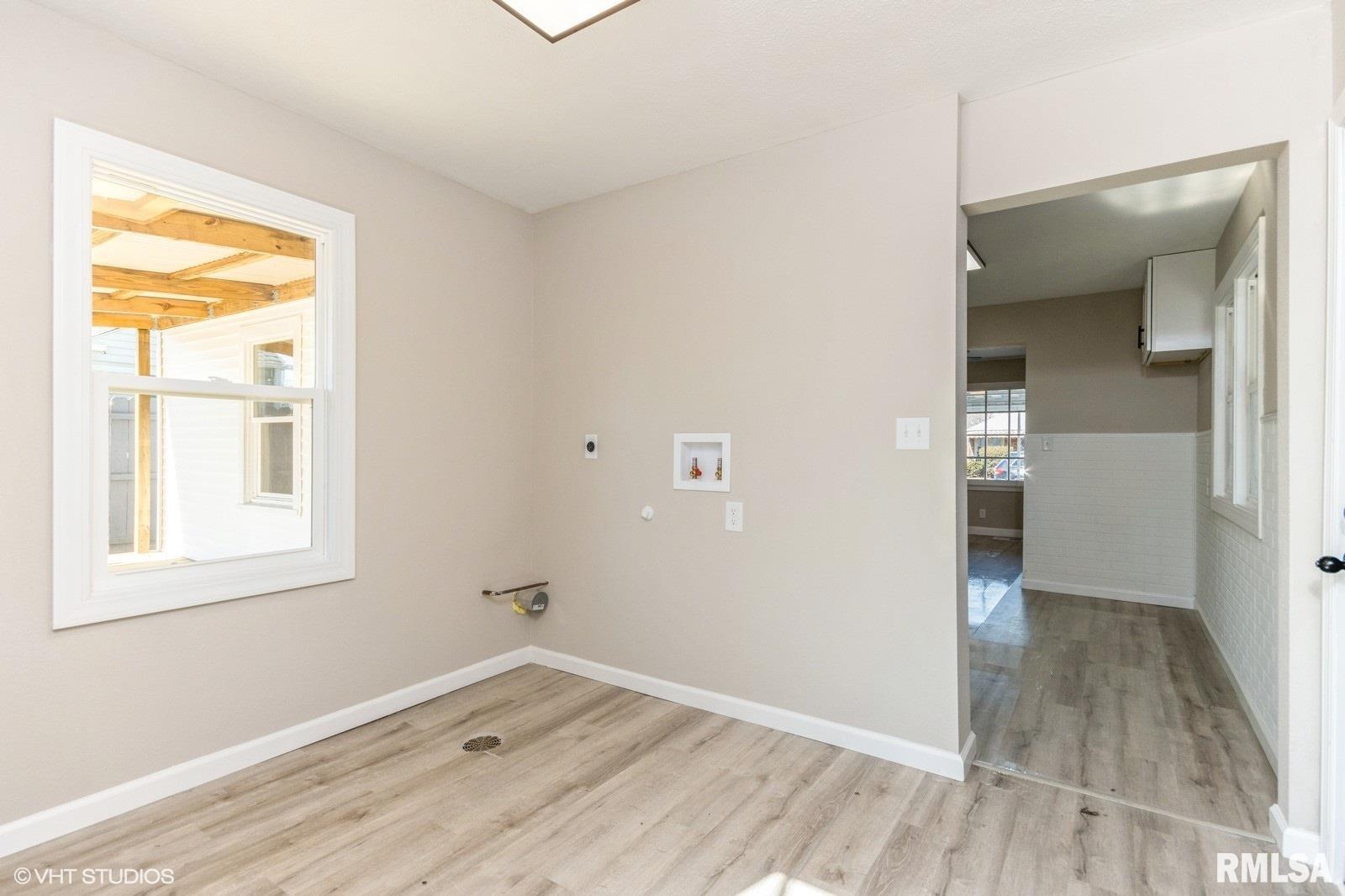 1832 East Keys Avenue Springfield, IL 62702 - Photo 8 of 15