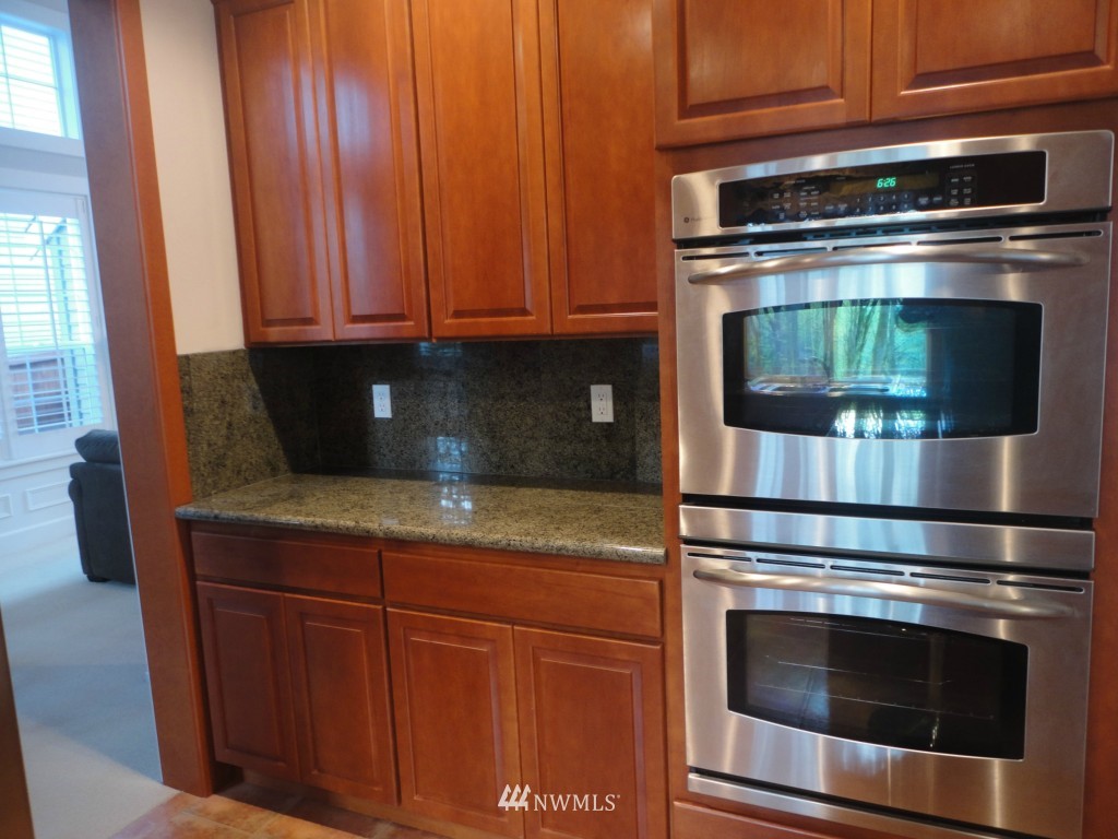 22408 6th Place West Bothell, WA 98021 - Photo 8 of 21