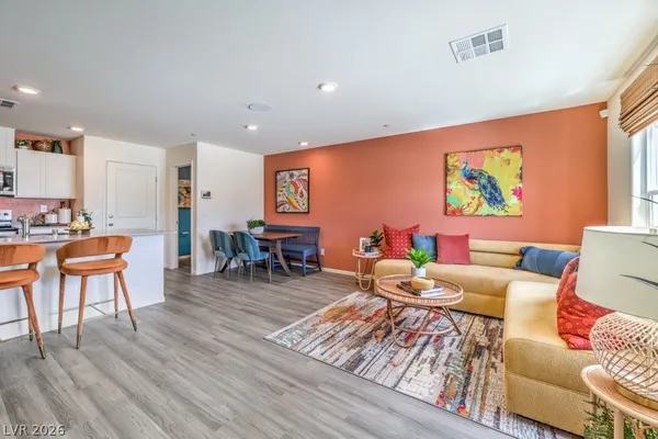 $332,990 | 7388 Sylvia Springs Street, North Las Vegas, NV 89084