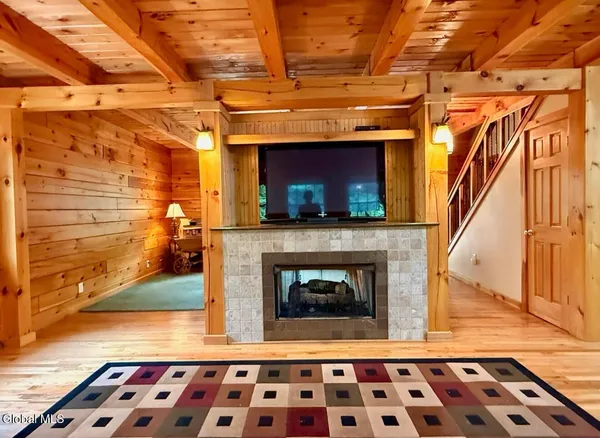$2,500 | 7 McGowan Circle, Lake George, NY 12845
