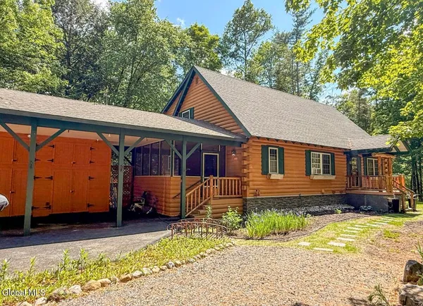 $2,500 | 7 McGowan Circle, Lake George, NY 12845