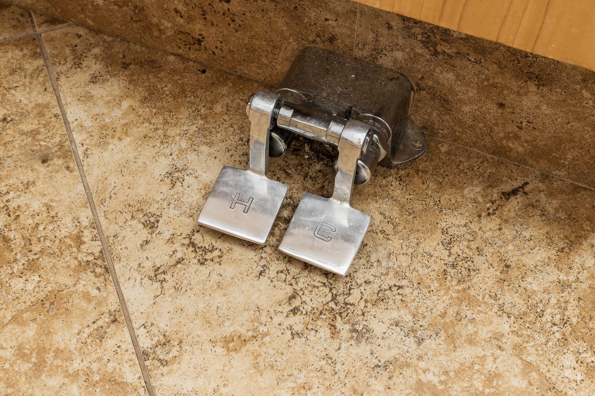 6772 Concord Road Delaware, OH 43015 - Photo 19 of 80 Foot Pedals to Control Water in Sink