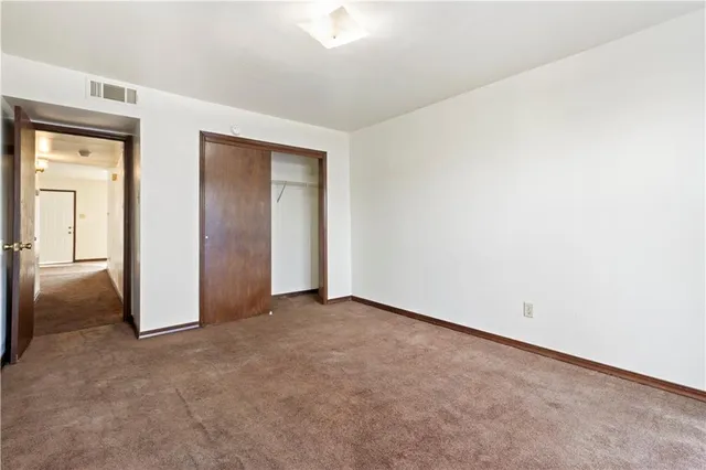 $1,350 | 4293 Lac Saint Pierre Drive, Unit 104, Harvey, LA 70058