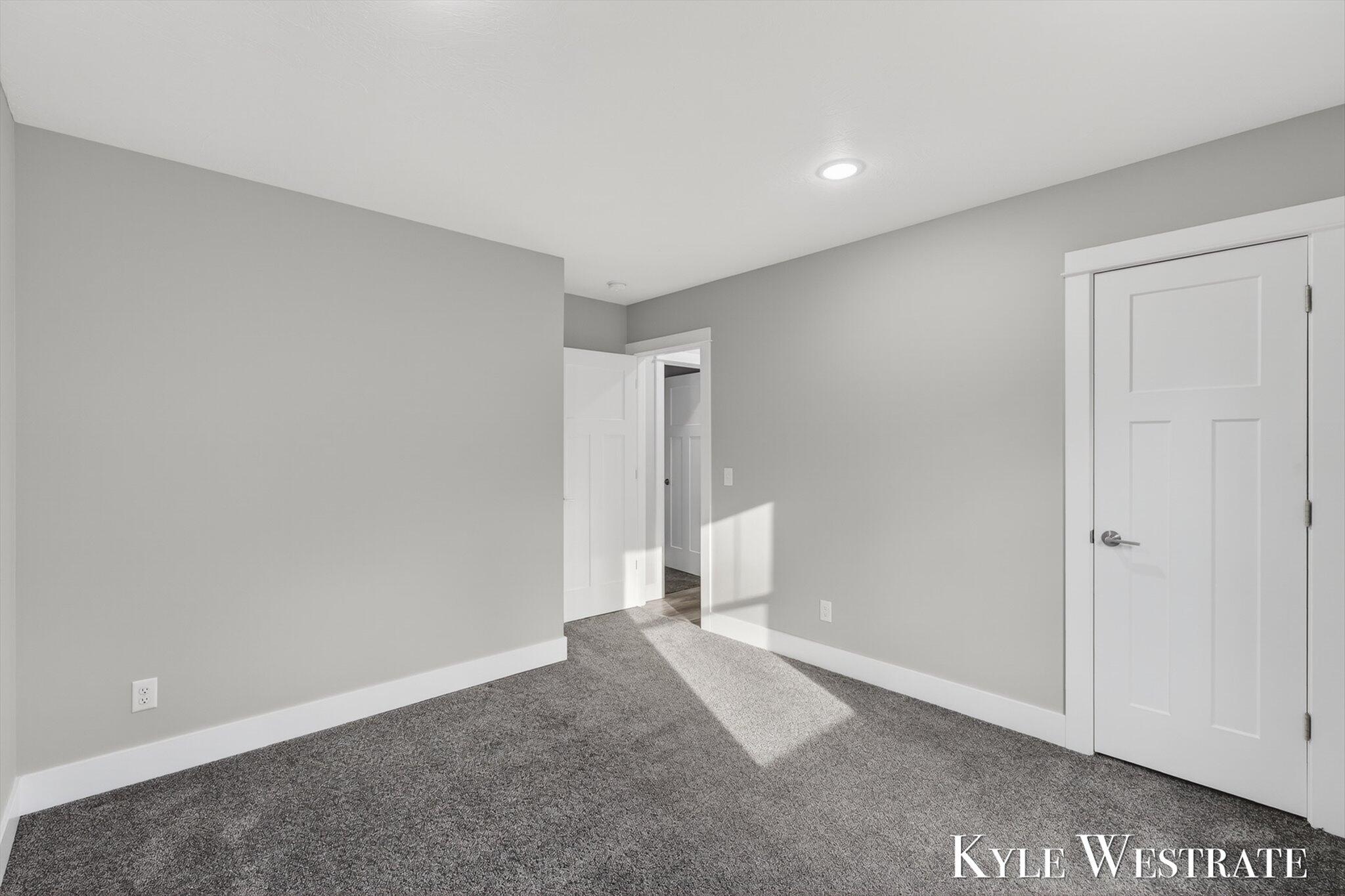 579 South Walker Road Muskegon, MI 49442 - Photo 17 of 27 21-AIV00121