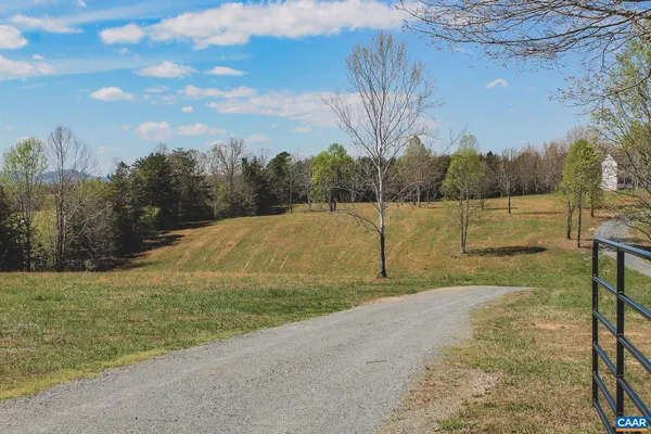 $925,000 | 6518 Jefferson Mill Road, Scottsville, VA 24590