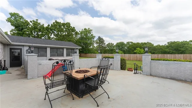 $589,900 | 312 Charger Drive, Macks Creek, MO 65786