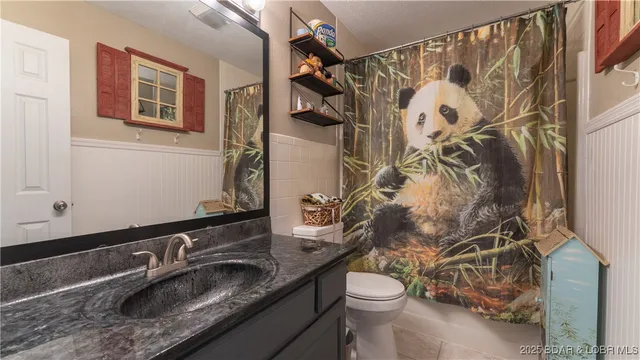 $589,900 | 312 Charger Drive, Macks Creek, MO 65786