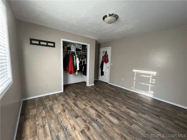 $589,900 | 312 Charger Drive, Macks Creek, MO 65786