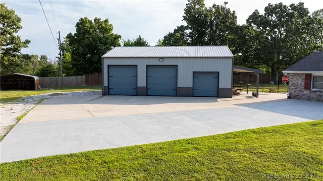 $589,900 | 312 Charger Drive, Macks Creek, MO 65786