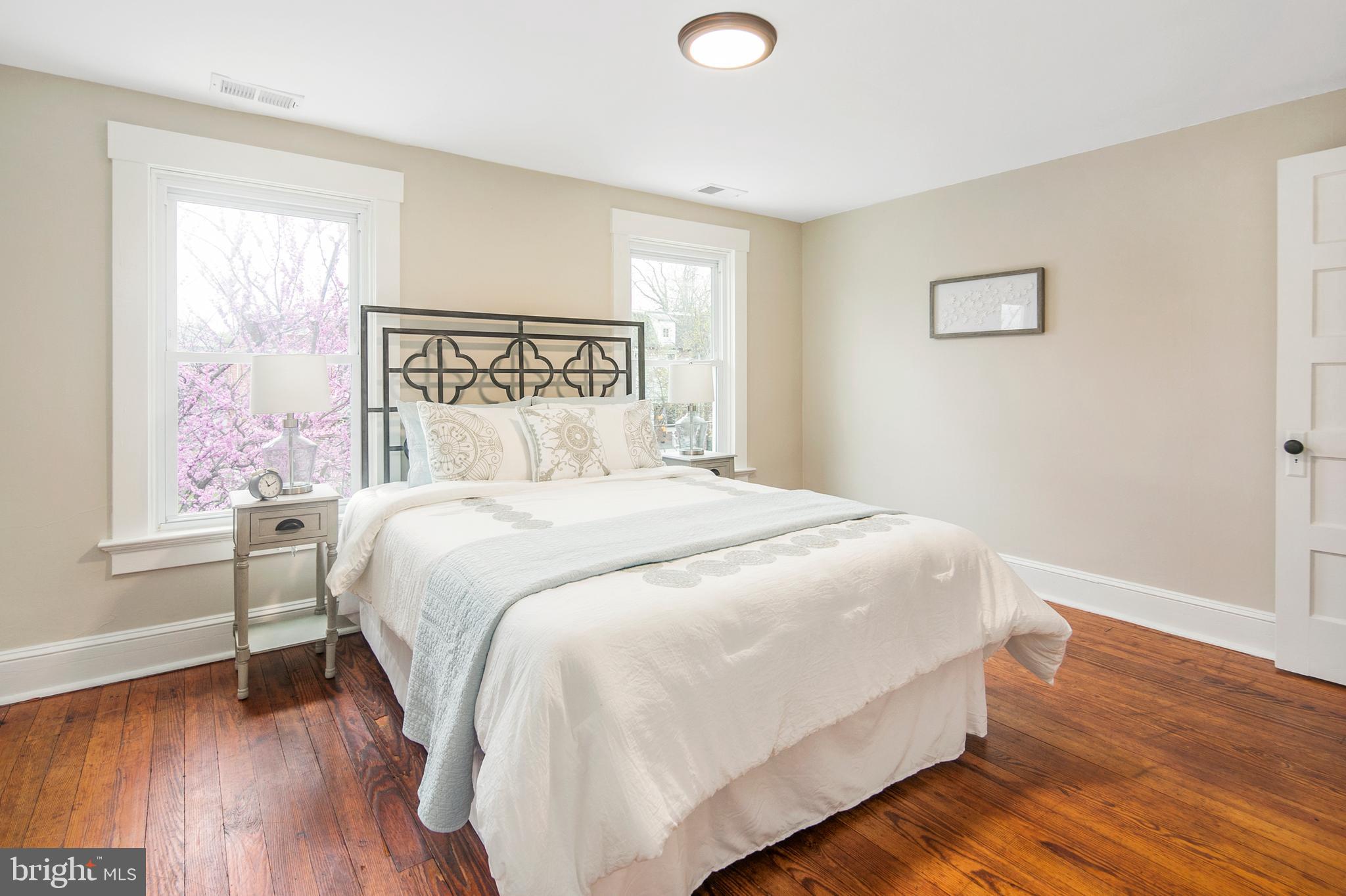 731 Trail Avenue Frederick, MD 21701 - Photo 17 of 31 Beautifully original hardwood floors