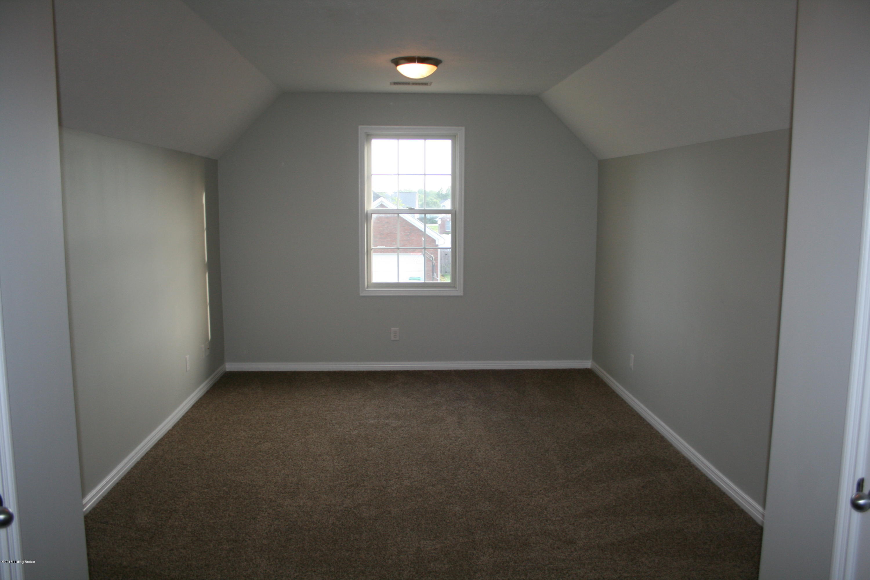 8103 Kellerman Road Louisville, KY 40219 - Photo 23 of 27 23