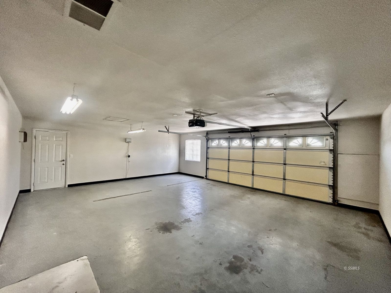 1217 West Tamarisk Avenue Ridgecrest, CA 93555 - Photo 37 of 38