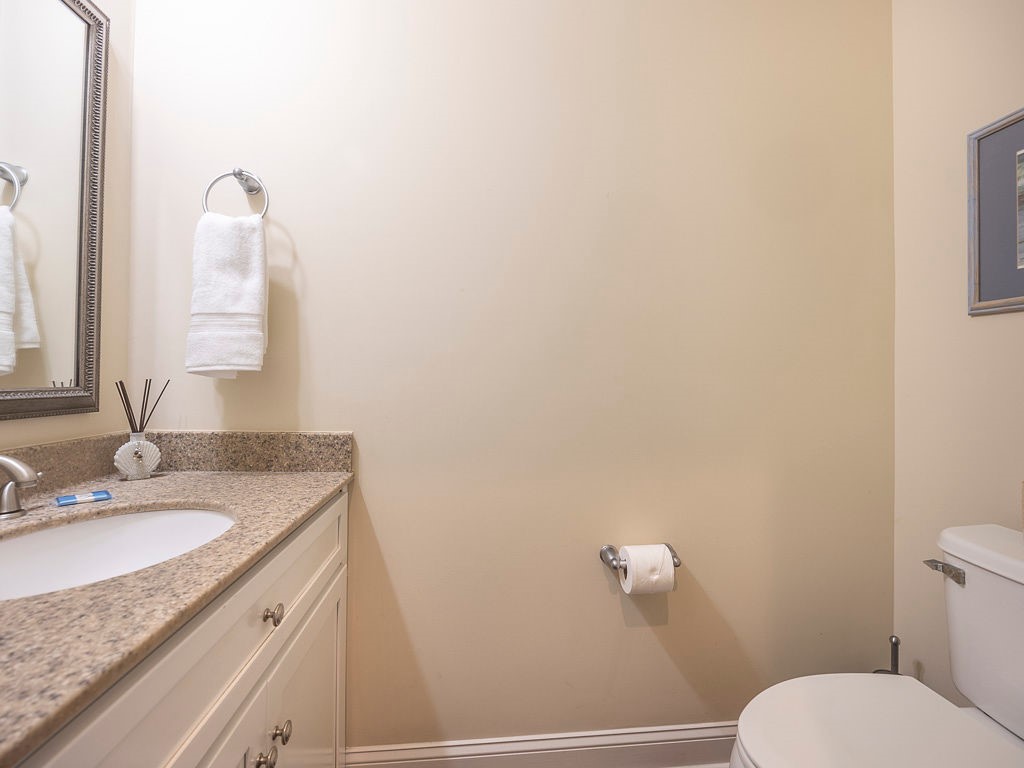 802 Reserve Lane St. Simons Island, GA 31522 - Photo 32 of 48 Powder Room located downstairs