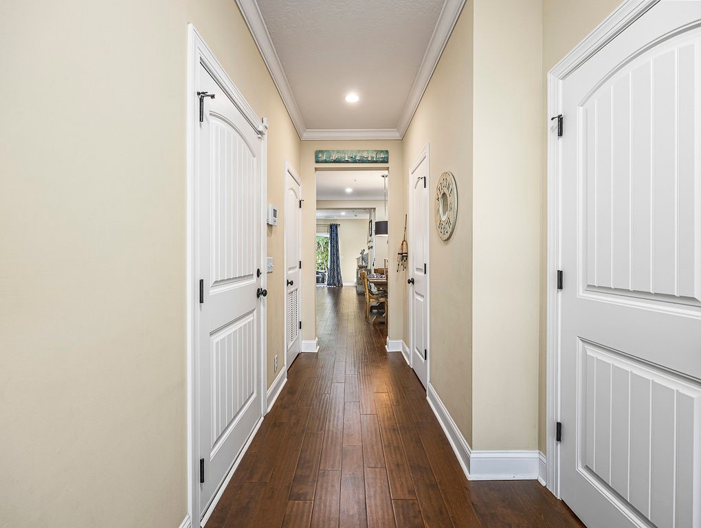 802 Reserve Lane St. Simons Island, GA 31522 - Photo 8 of 48 Foyer entering townhome