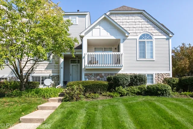 $2,349 | 3159 Teal Bay Court, Aurora, IL 60503