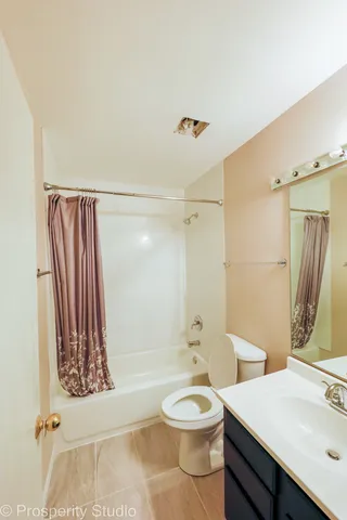 $2,349 | 3159 Teal Bay Court, Aurora, IL 60503