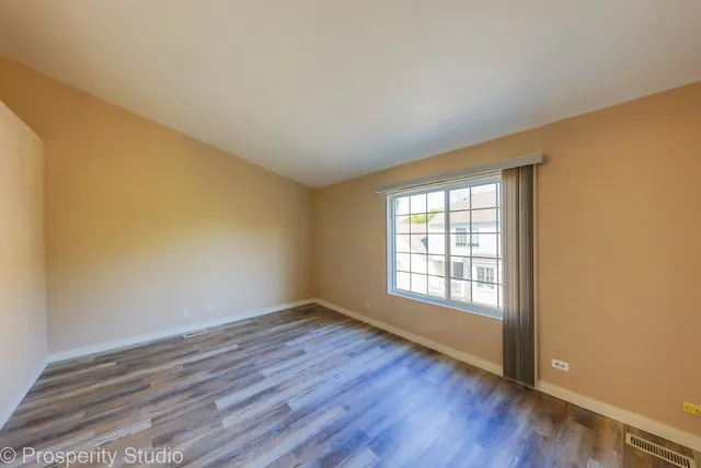 $2,349 | 3159 Teal Bay Court, Aurora, IL 60503