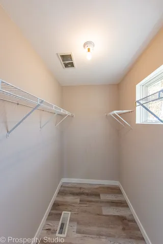 $2,349 | 3159 Teal Bay Court, Aurora, IL 60503