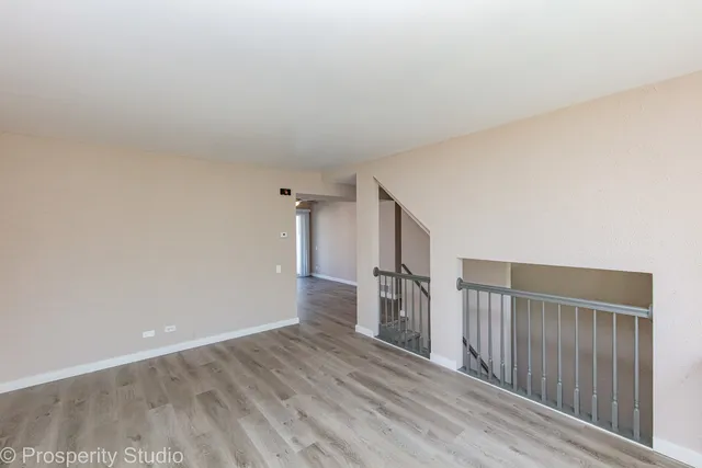 $2,349 | 3159 Teal Bay Court, Aurora, IL 60503