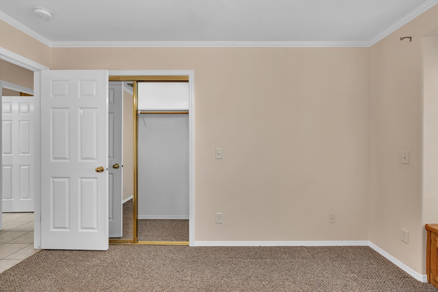 2352 Frederick Way Madera, CA 93637 - Photo 17 of 39 a view of an empty room