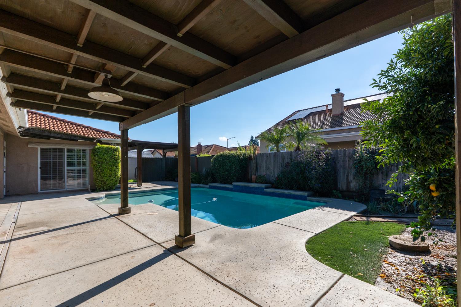 2352 Frederick Way Madera, CA 93637 - Photo 38 of 39 a view of a porch