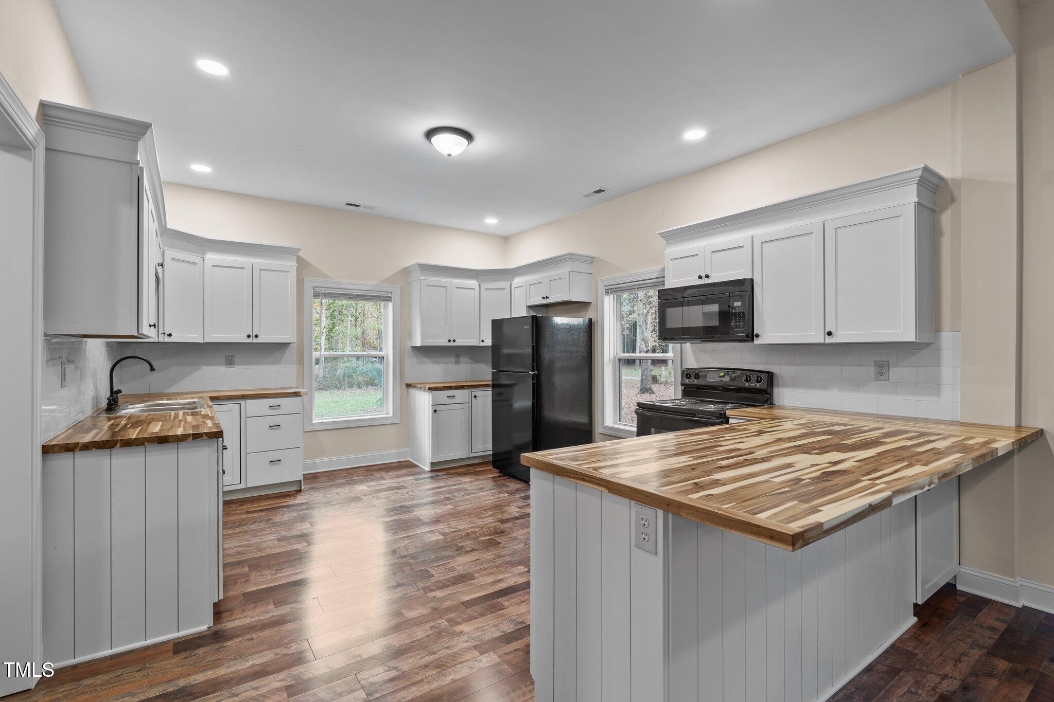 2883 Putnam Glendon Road Carthage, NC 28327 - Photo 14 of 64 Kitchen from Dining Area
