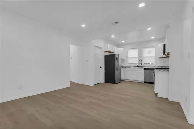 $1,500 | 2525 Leslie Street, Detroit, MI 48238