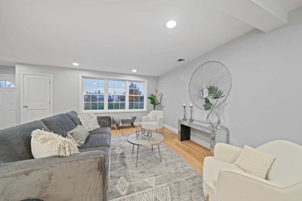 18 Simmonds Boulevard, Unit 18 Randolph, MA 02368 - Photo 5 of 28