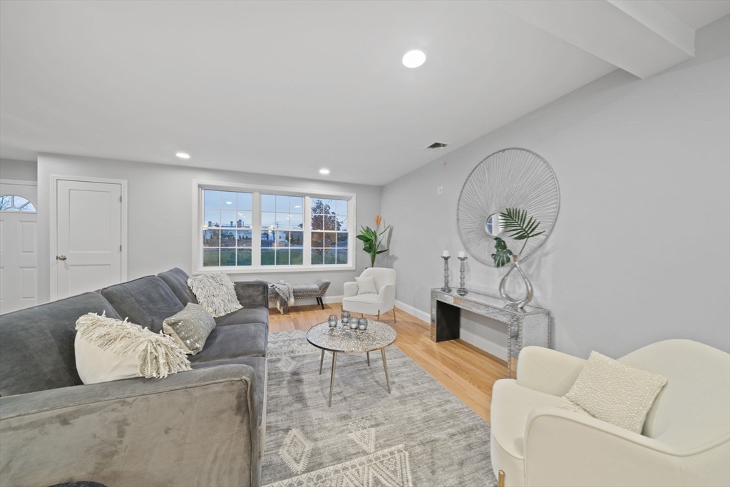 18 Simmonds Boulevard, Unit 18 Randolph, MA 02368 - Photo 6 of 28