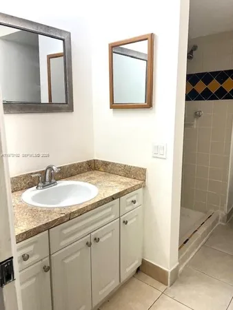 $1,995 | 5100 Southwest 64th Avenue, Unit 105, Davie, FL 33314