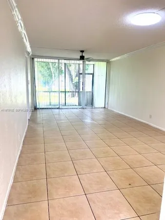 $1,995 | 5100 Southwest 64th Avenue, Unit 105, Davie, FL 33314