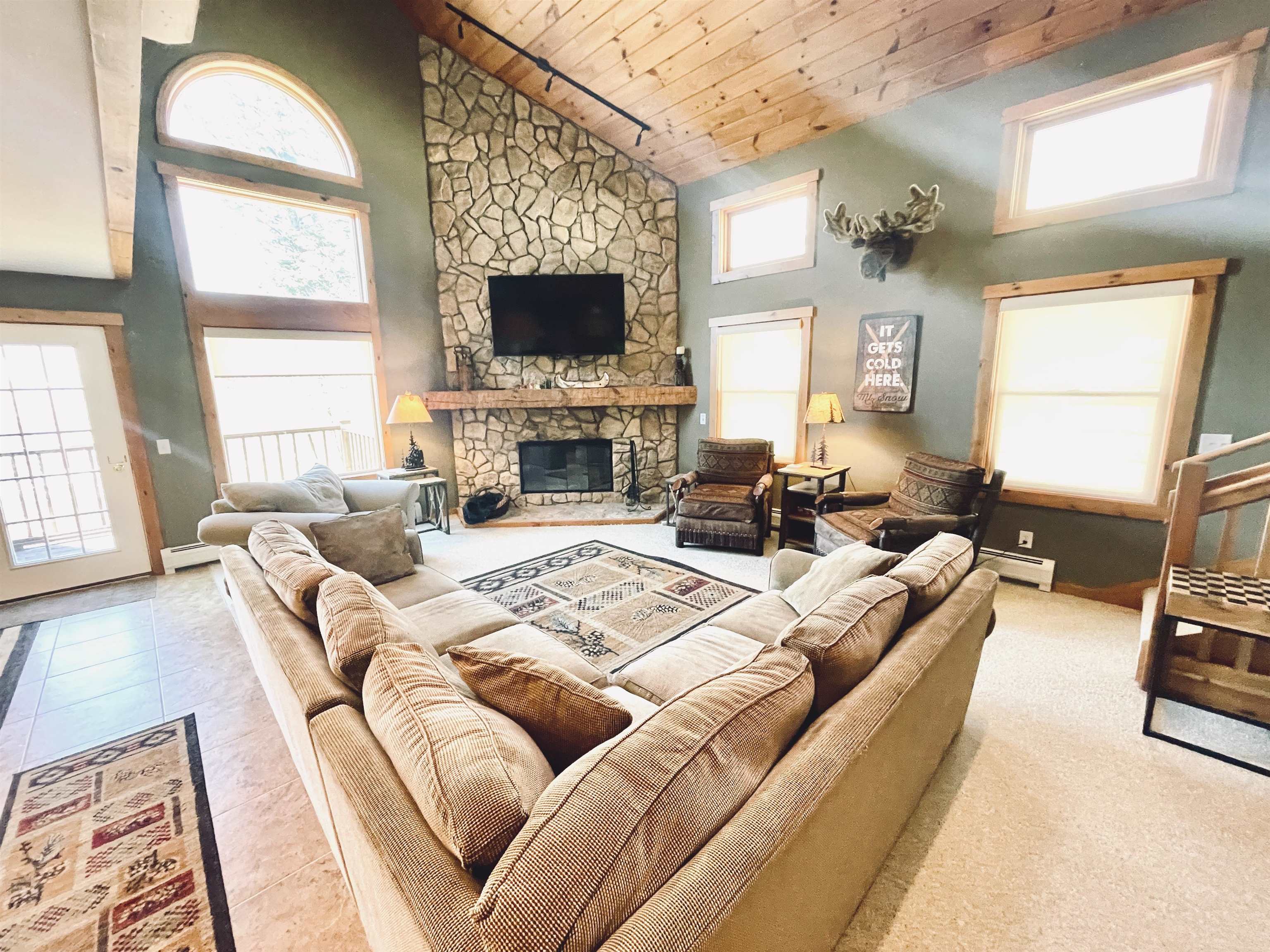 49 D Greenspring Road West Dover, VT 05356 - Photo 2 of 35