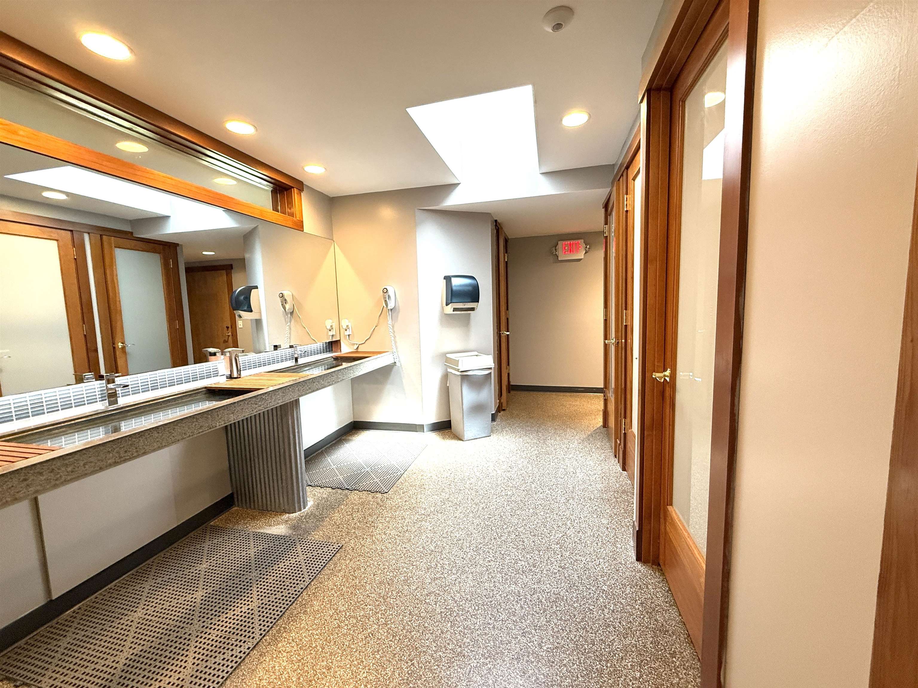 49 D Greenspring Road West Dover, VT 05356 - Photo 34 of 35